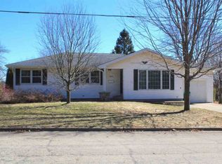 703 View Ct, Mount Horeb, WI 53572