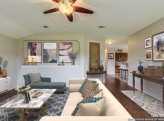 2nd image of 1281 Pelican Pl