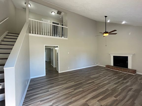 2nd image of 119 Guill Ct