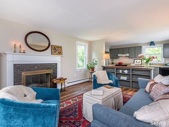 2nd image of 87 Canaan Road APT 2F
