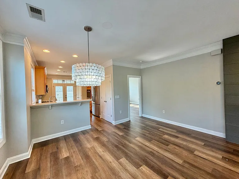 228 Village Grn — Photo 3
