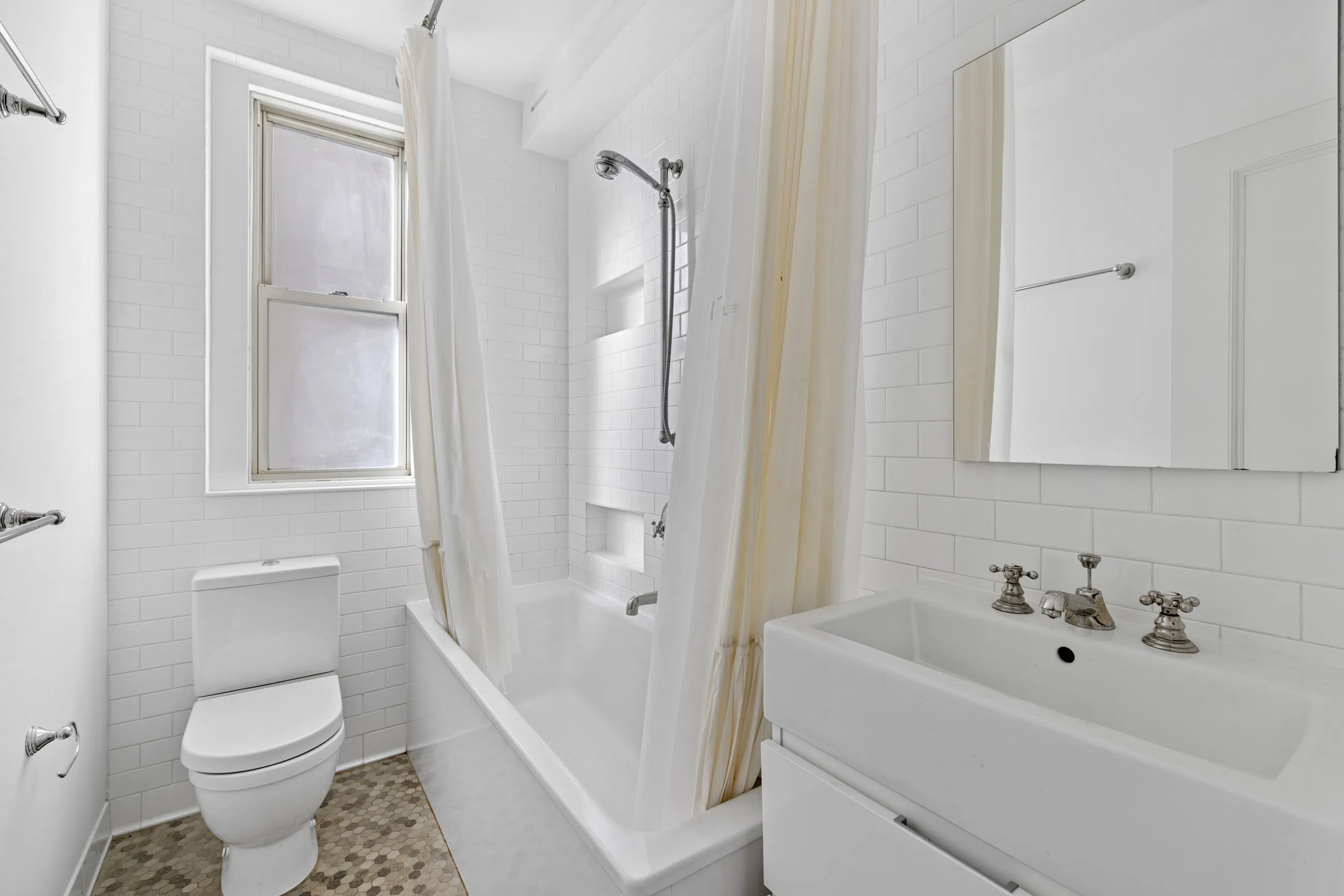 390 Riverside Drive #7A in Morningside Heights, Manhattan | StreetEasy