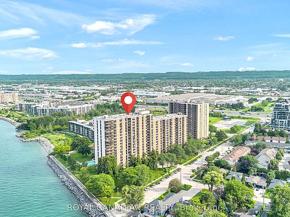 4th image of 500 Green Rd #701