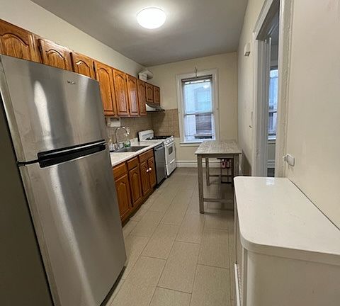 3rd image of 24-18 24th St #2