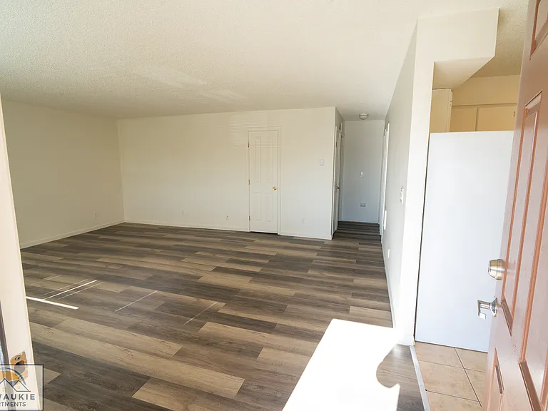 4545 SE Ina Ave #16 — Photo 7