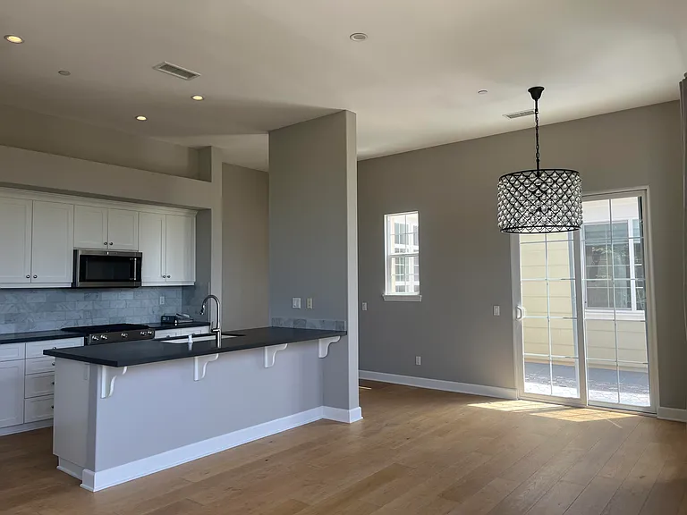 7801 Whimbrel Ln — Photo 12