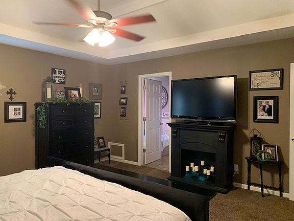 5th image of 2131 Magnolia Dr