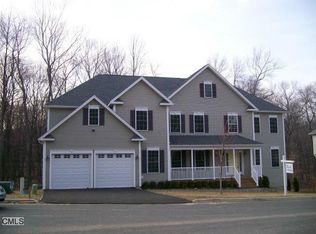 43 Spice Bush Ln, Shelton, CT 06484