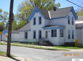 62 Forest St, Gloversville, NY 12078