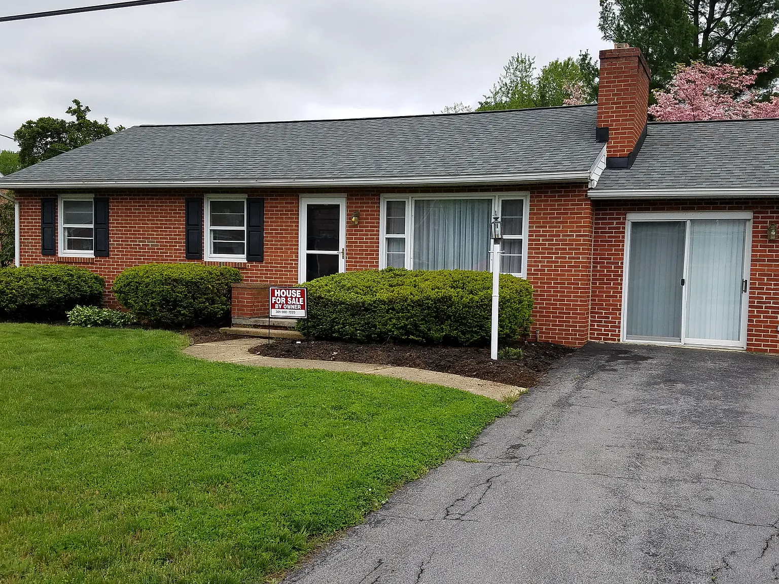 9719 Chapelwood Ln photo 1
