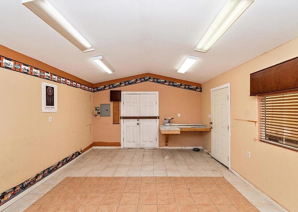 1st image of 68954 Durango Rd