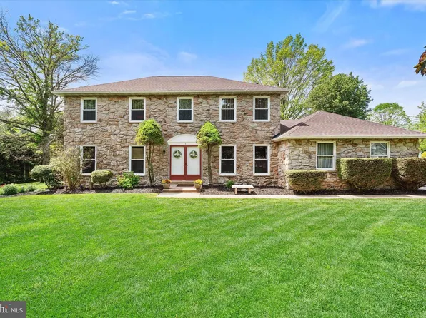 1 Olympia Ave, West Grove, PA 19390