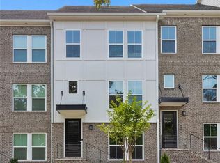 1919 Rogers Ct, Atlanta, GA 30318