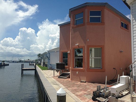 2nd image of 2066 Nettles Blvd