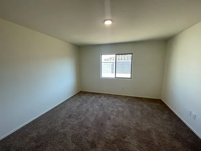 New House in Casa Grande — Photo 4