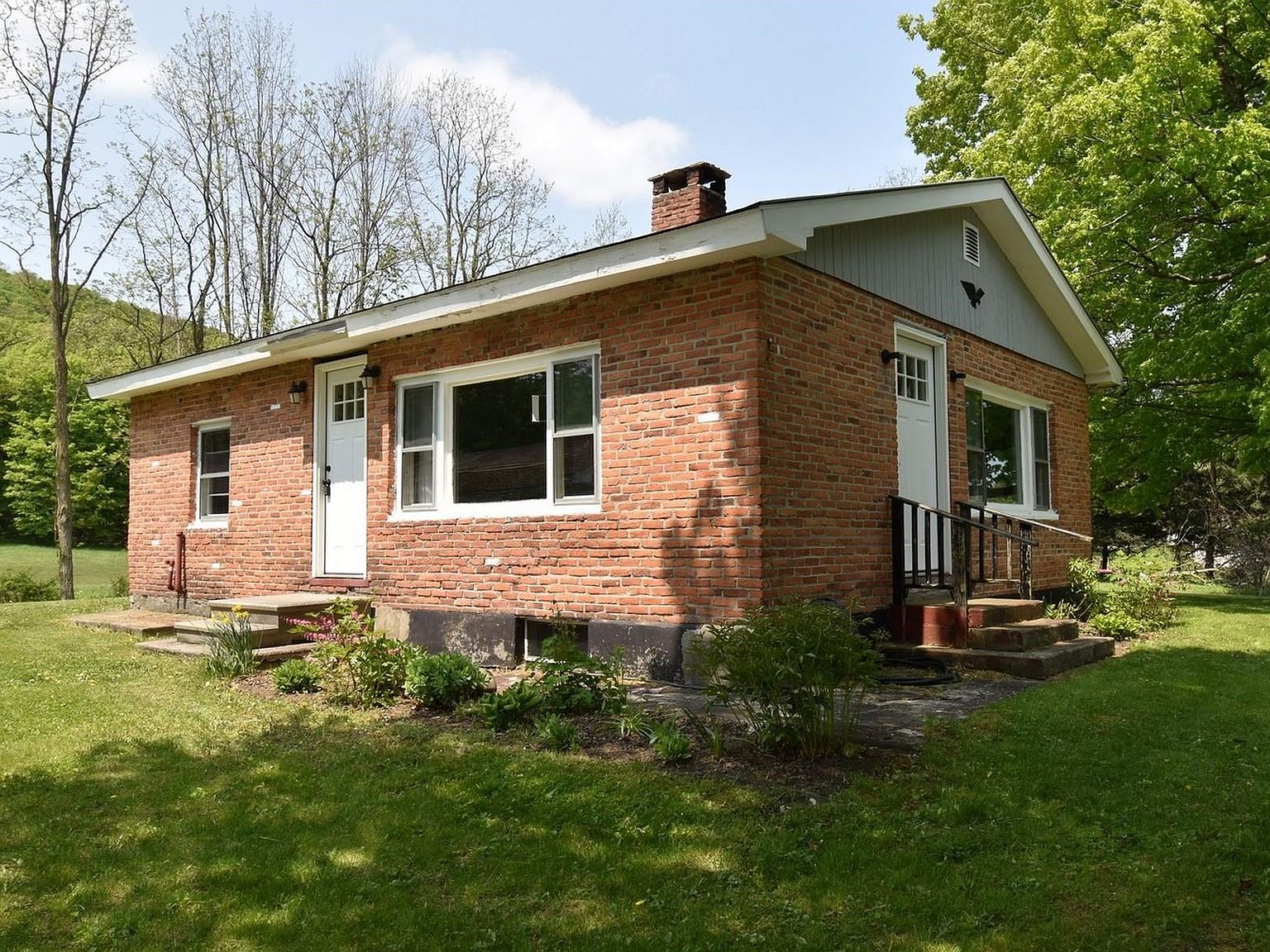 541 Hier Lane, North Clarendon, VT 05759 Zillow