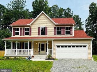 205 Azalea Rd, Colonial Beach, VA 22443