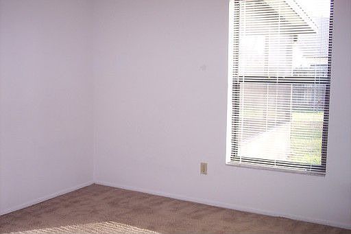 4th image of 1021 Wainwright Dr
