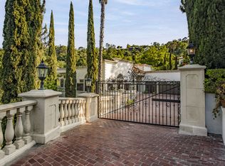 3780 1/2 Multiview Dr, Los Angeles, CA 90068