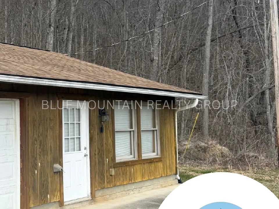 75 Log Cabin Ln