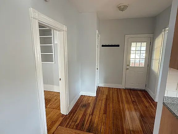 2nd image of 81 Willow Ave