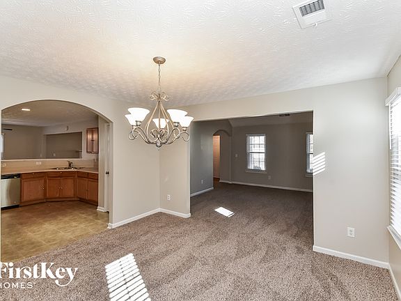 5th image of 5465 Rock Lake Dr