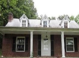 427 E Main St, Erin, TN 37061