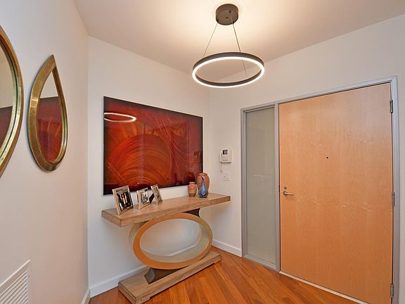 5th image of 4120 Allendale Dr Unit 5D
