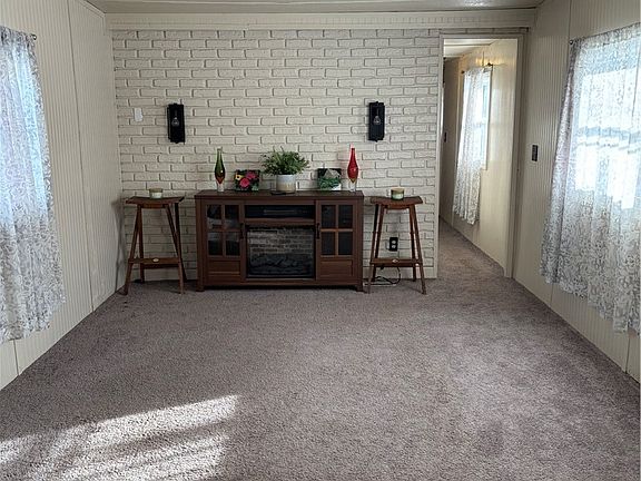 5th image of 1021 Olean Rd