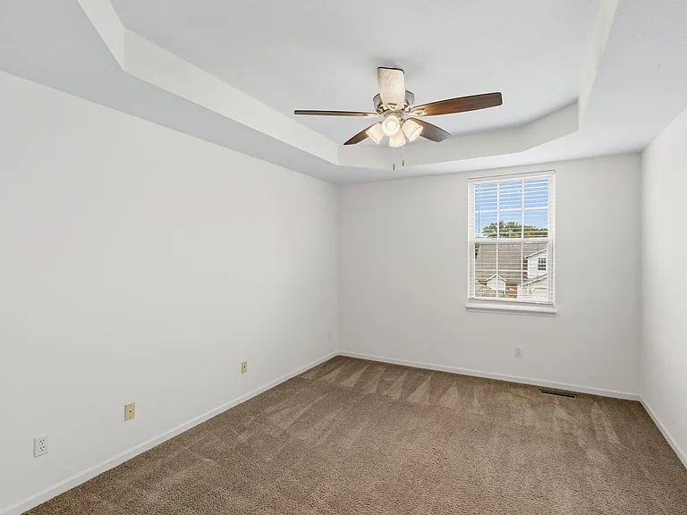 5004 Betty Jean Way — Photo 28