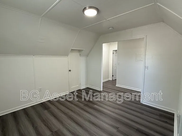 7878 Ney Ave #1/2 — Photo 15