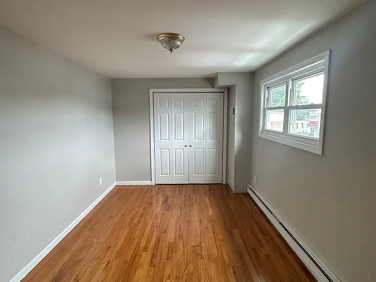 451 Main St #3 — Photo 4
