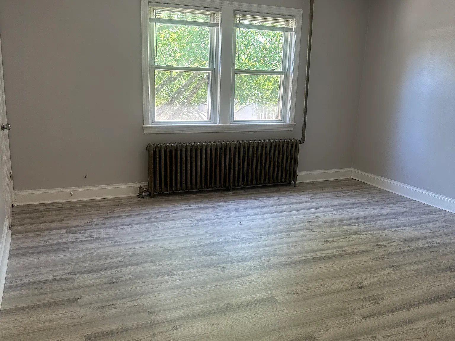 2 bed, 850 sqft, $1,595 — Photo 2