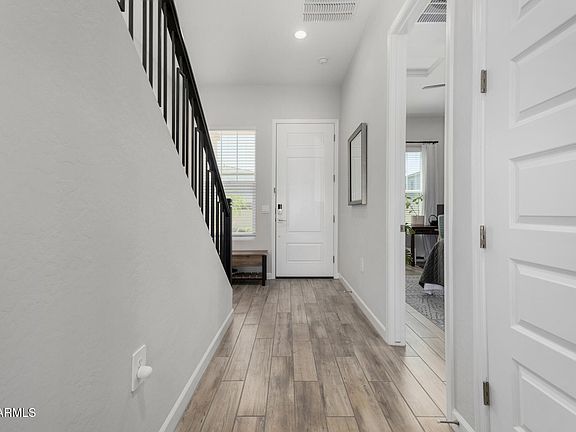 4th image of 5038 E Helena Drive