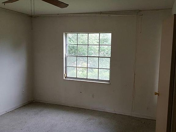 5th image of 36625 Jefferson Ave #1