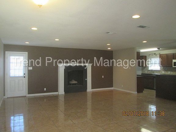 5th image of 133 Stonegate Ct