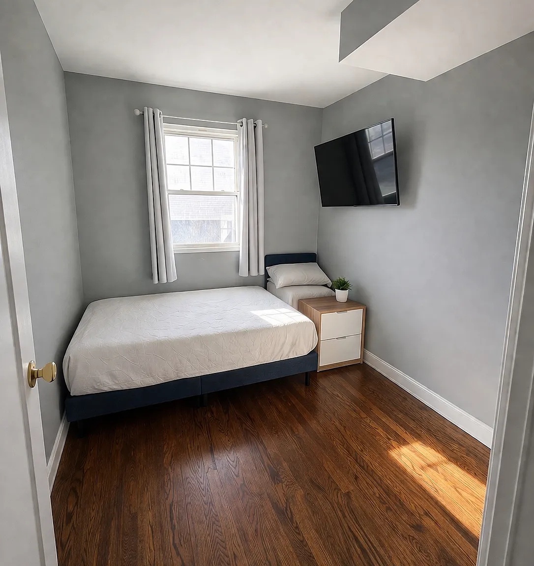 3 bed, $2,950 — Photo 1