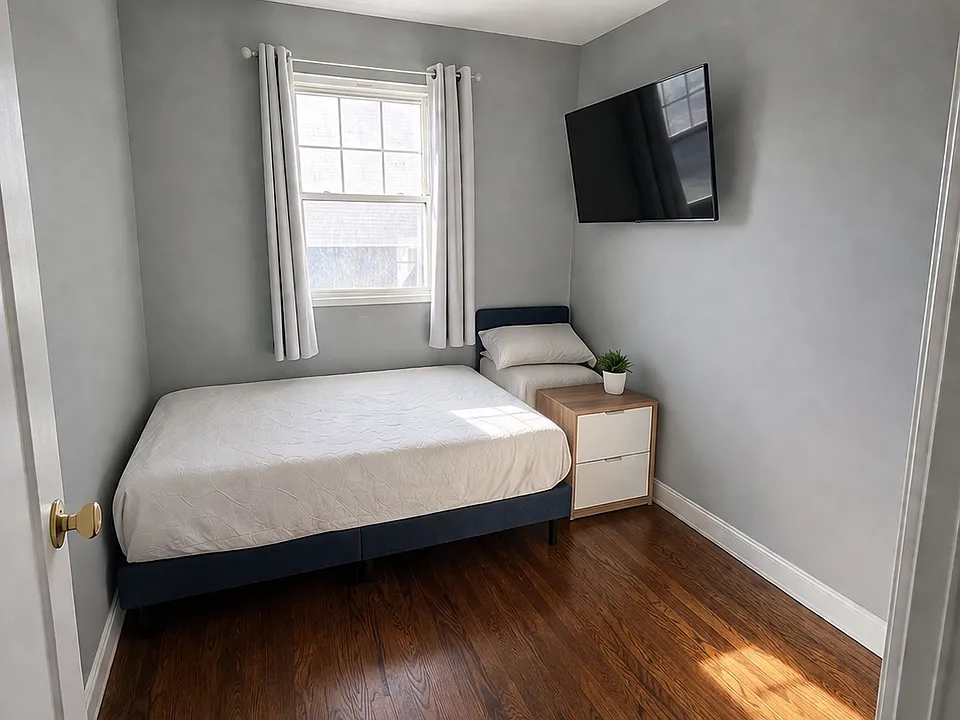 507 Grand Ave #B