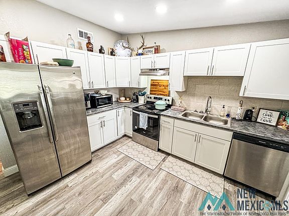 5th image of 304 W M Ave