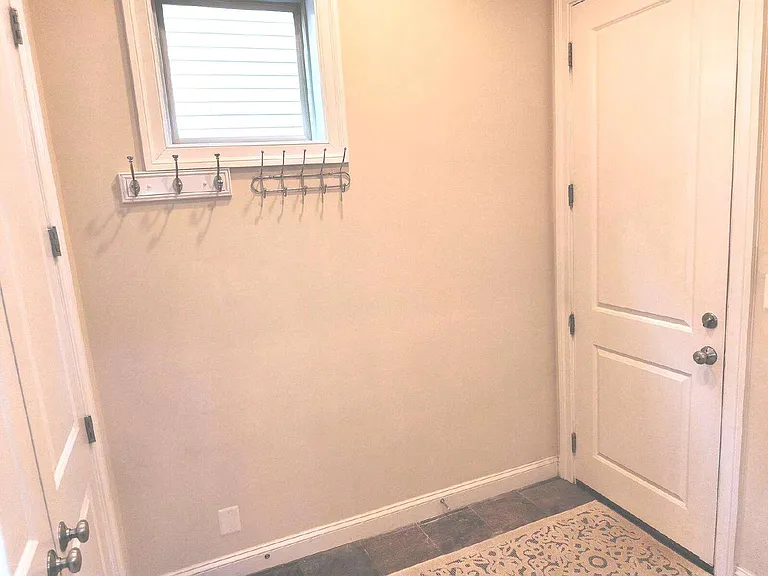 20792 Exchange St — Photo 39