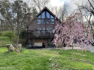 4960 Paradise Rd, Milton, PA 17847