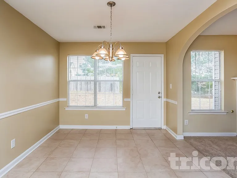 653 Windy Way — Photo 4