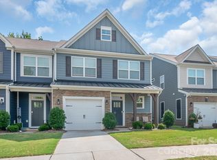 8026 Saluda Dr, Charlotte, NC 28269