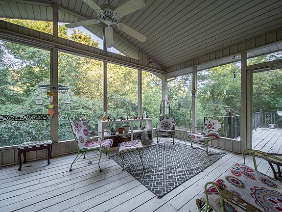 2nd image of 25 Huskins Cir