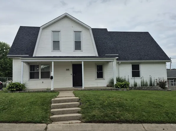 205 N Sugar St, Brownstown, IN 47220