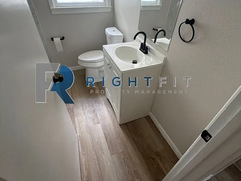 1214 Mockingbird Ln — Photo 5