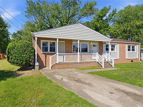2nd image of 1027 Barry Ct