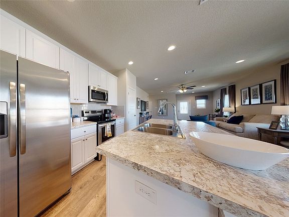 3rd image of 3508 N Scarlet Ln