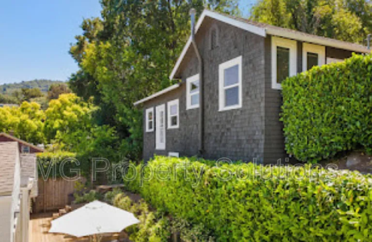 1405 San Anselmo Ave — Photo 4