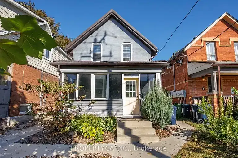 112 Stephenson Ave #2